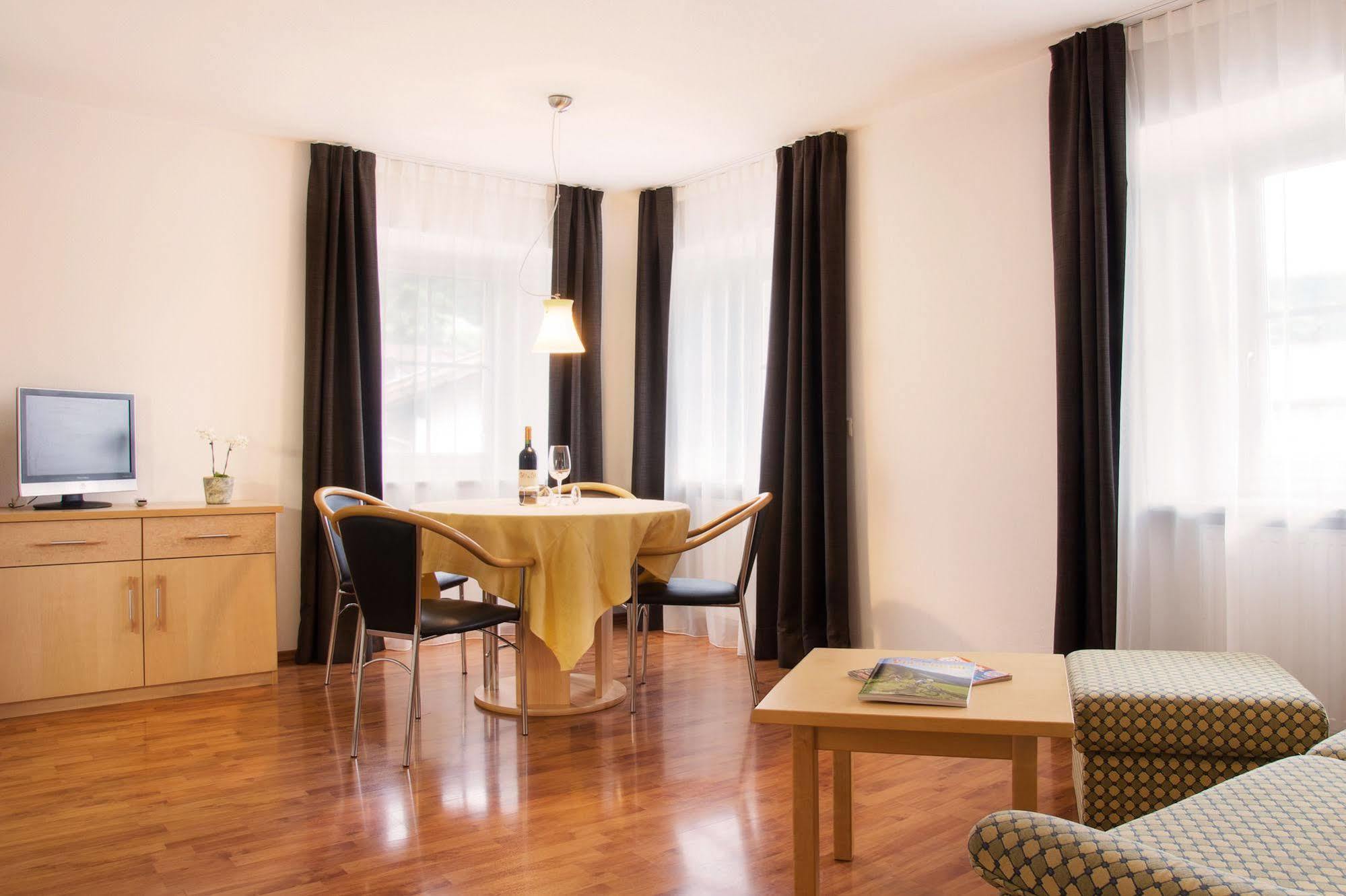 Sankt Johann Spa Suites & Apartments 프라토알로스텔비오 외부 사진